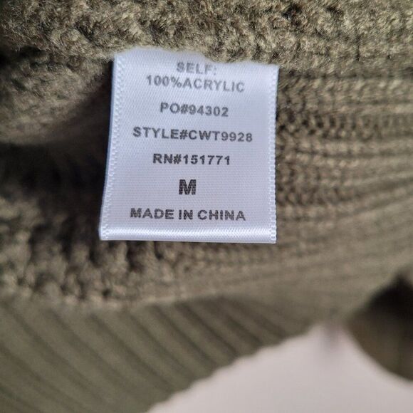 Gilli Olive Green Cable Knit Sweater Oversized Long Sleeve Size M NWT - Picture 10 of 12